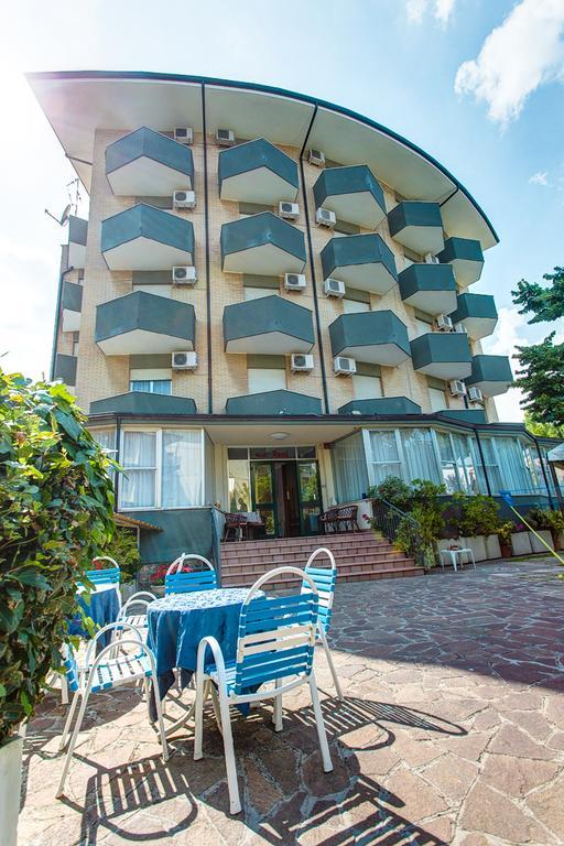 Hotel Real Cervia Exterior photo